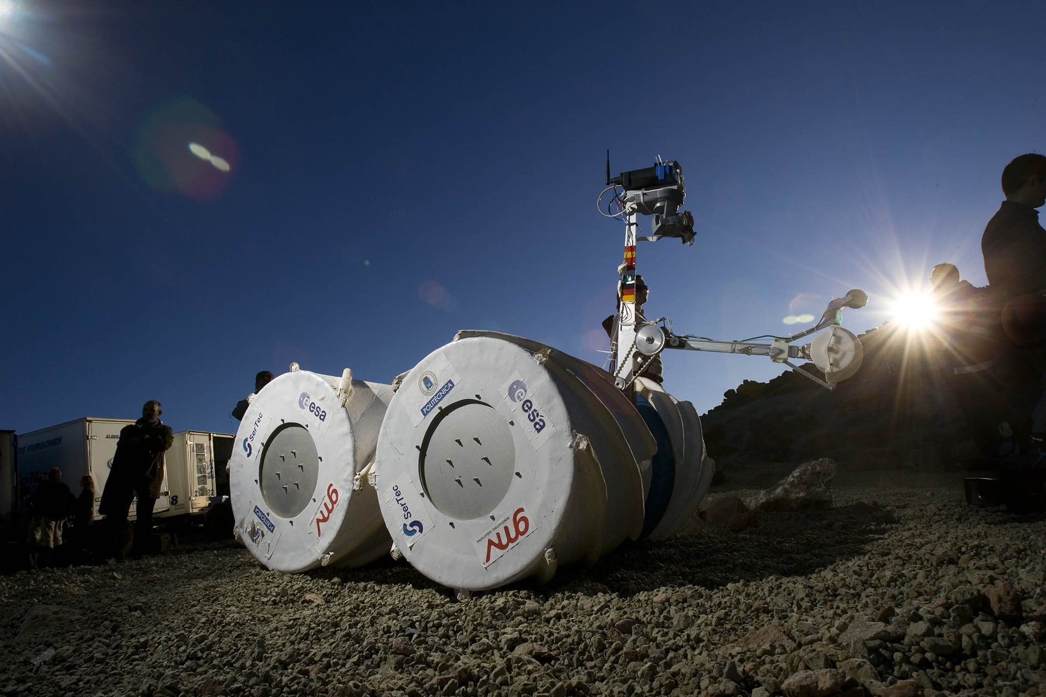 ROBOTS LUNARES